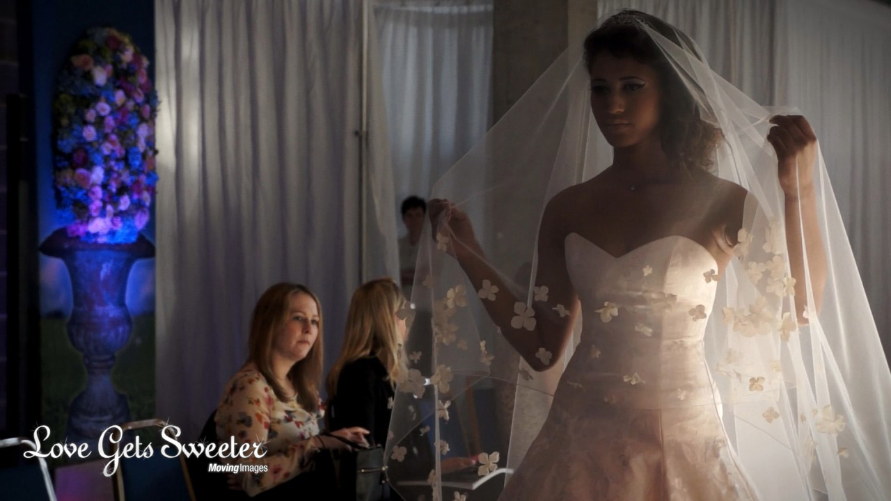 Lace Bridal-Caroline Castig5WM