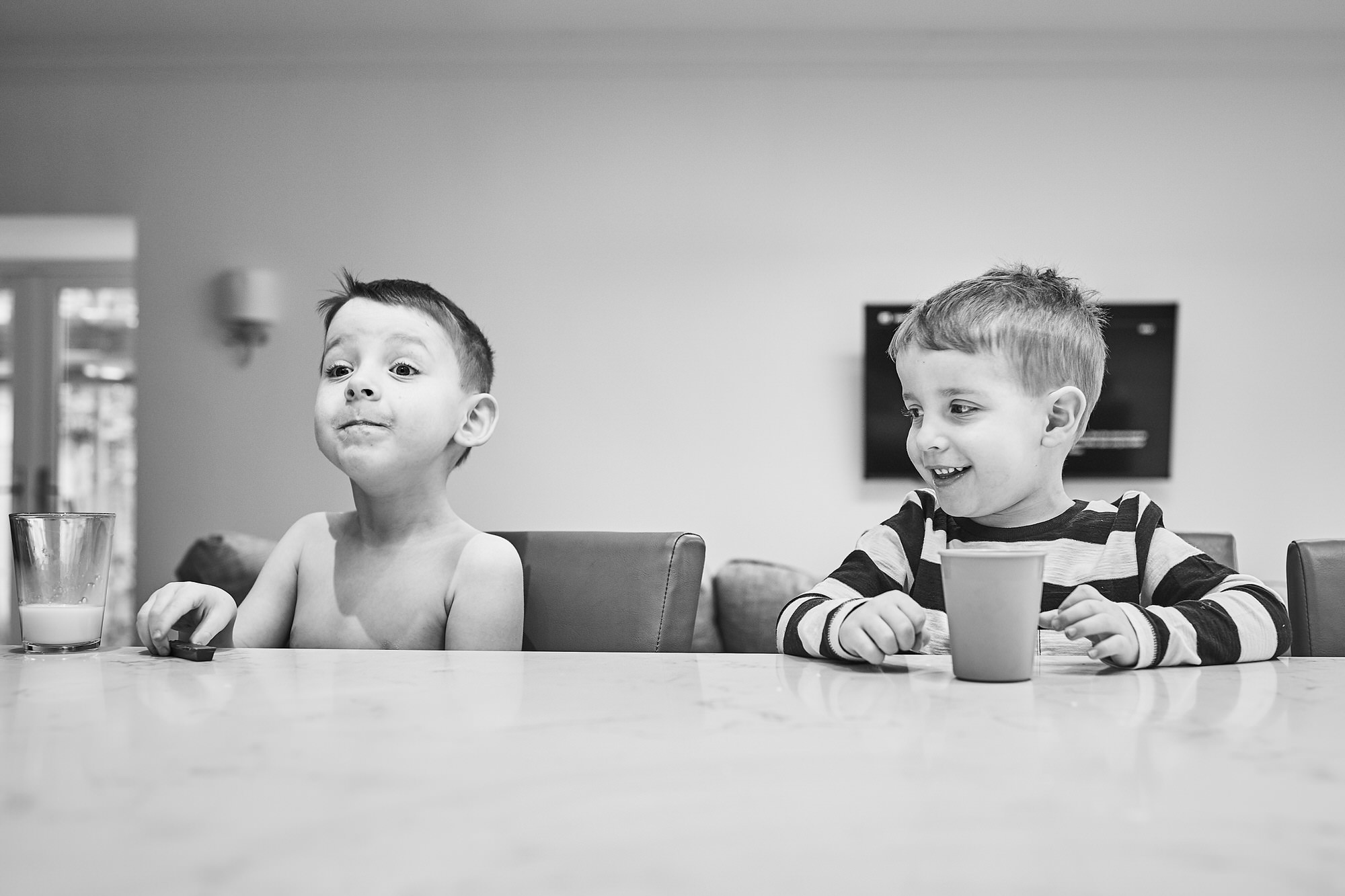 young children being silly during family photoshoot