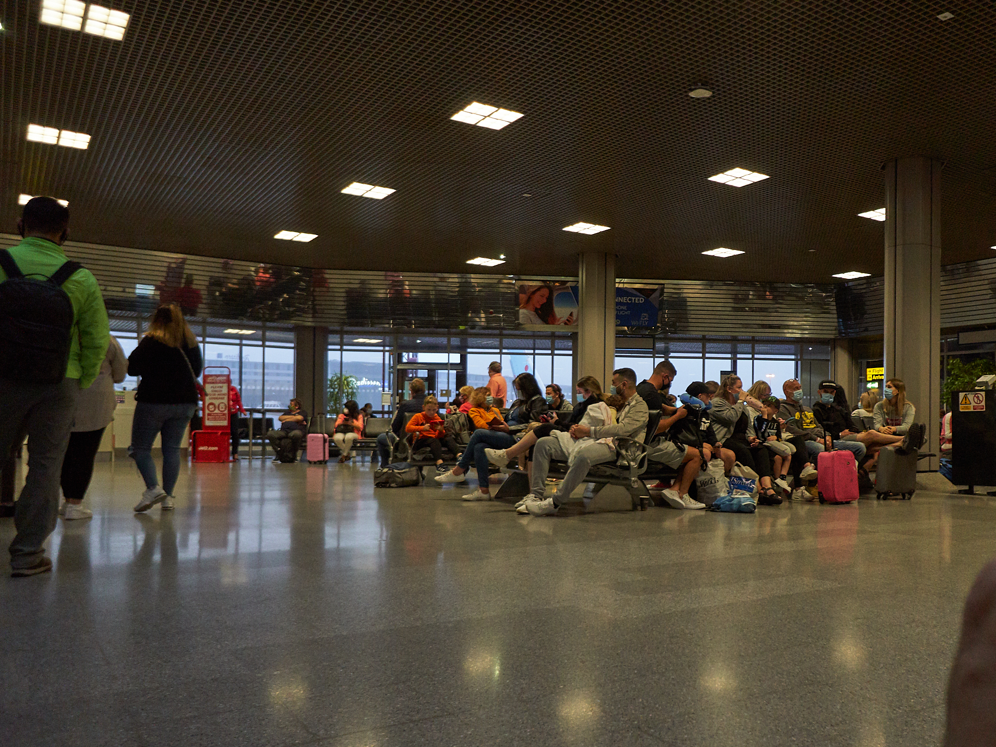 waiting lounge at Manchester airport during covid19