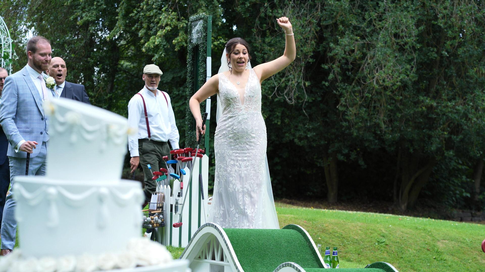 bride celebrates a hole in one at Ashfield House