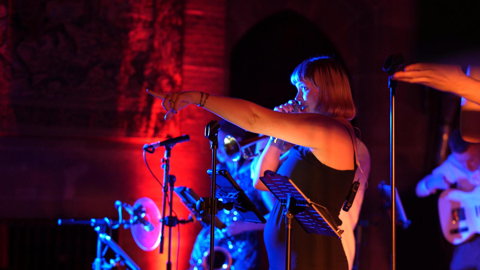 hip swing wedding band perform at peckforton castle