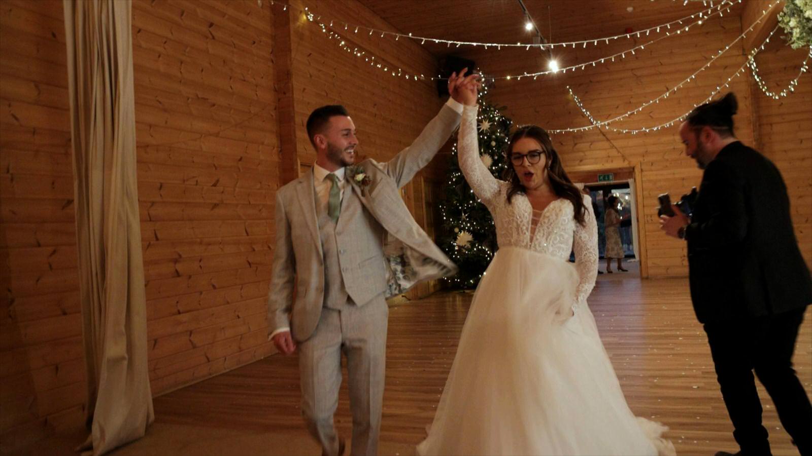 Couple dance into the styal lodge reception