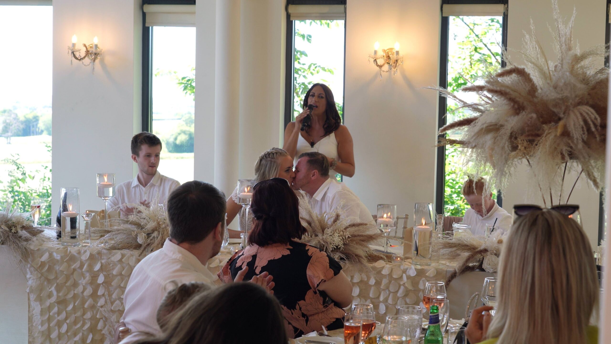 the maid of honour makes a wedding speech