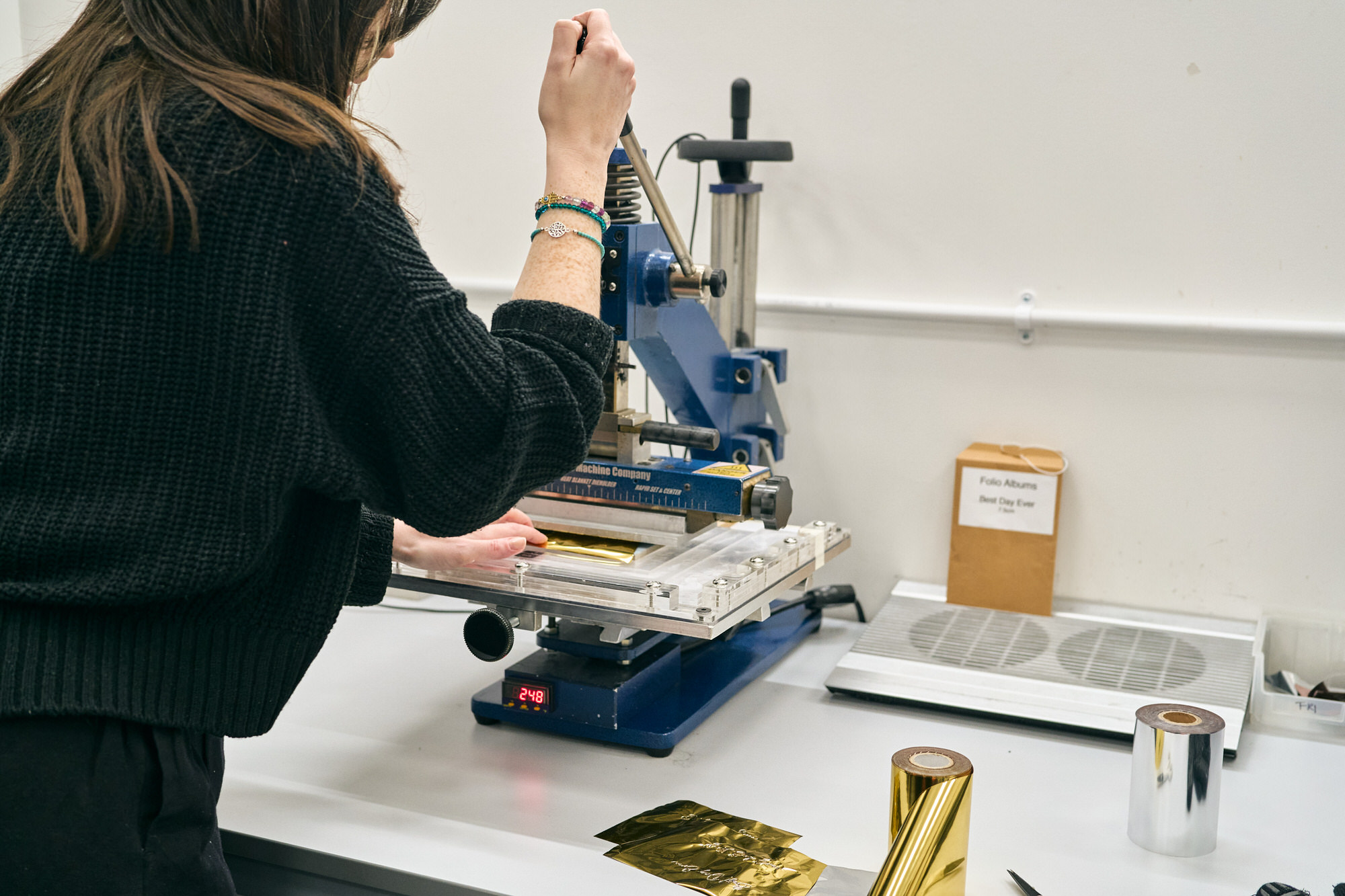 someone has a go at embossing a sample card at Folio